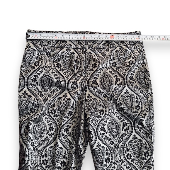 Worthington Black & White/Silver Satin-Textured Paisley Slim Pants Size 10 - Picture 6 of 8